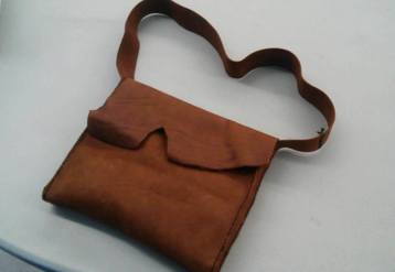 This handbag is selling,if you like it,pls contact us